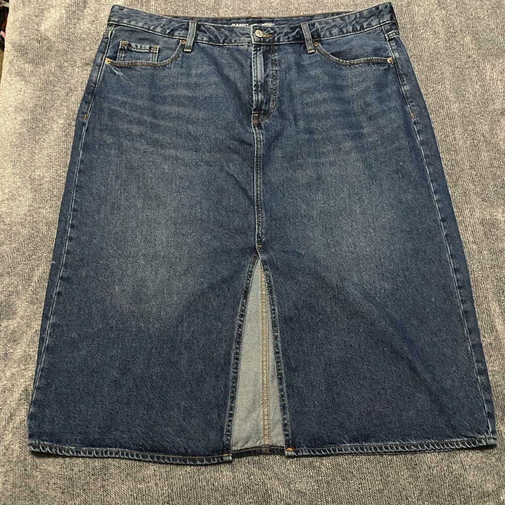 Old Navy denim skirt